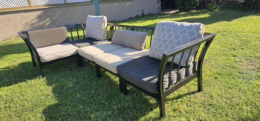 **5 pc Metal Outdoor Sectional Sofa with Cushions**