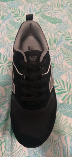 New Balance Black Sneaker work shoes