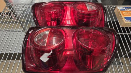 OEM Dodge Ram Tail Lights (2002-2008)