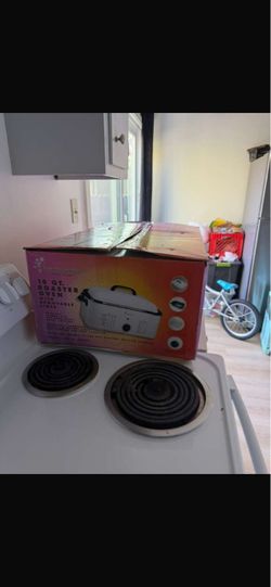 18 Qt. Roaster Oven with Removable Liner