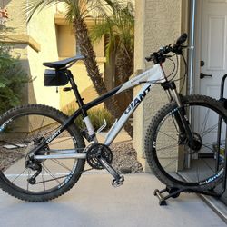 Giant Mountain Bike
