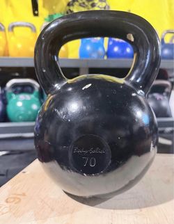 70LB Kettlebell - Body Solid