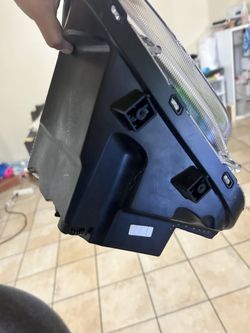 2022 Hyundai Tucson Left Driver Side Headlight LED Reflector OEM 92101CW150