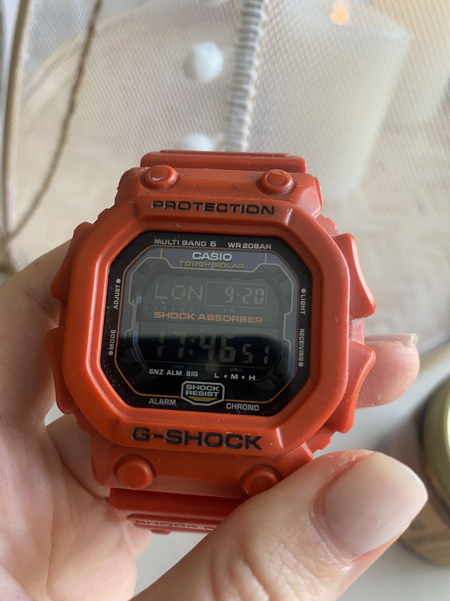 Casio - G-SHOCK protection ( watch )
