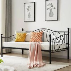 Metal Twin Day Bed