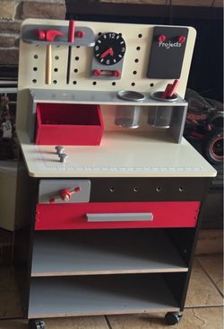 Kids wooden work bench