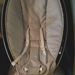 Mamaroo Baby Swing 4moms
