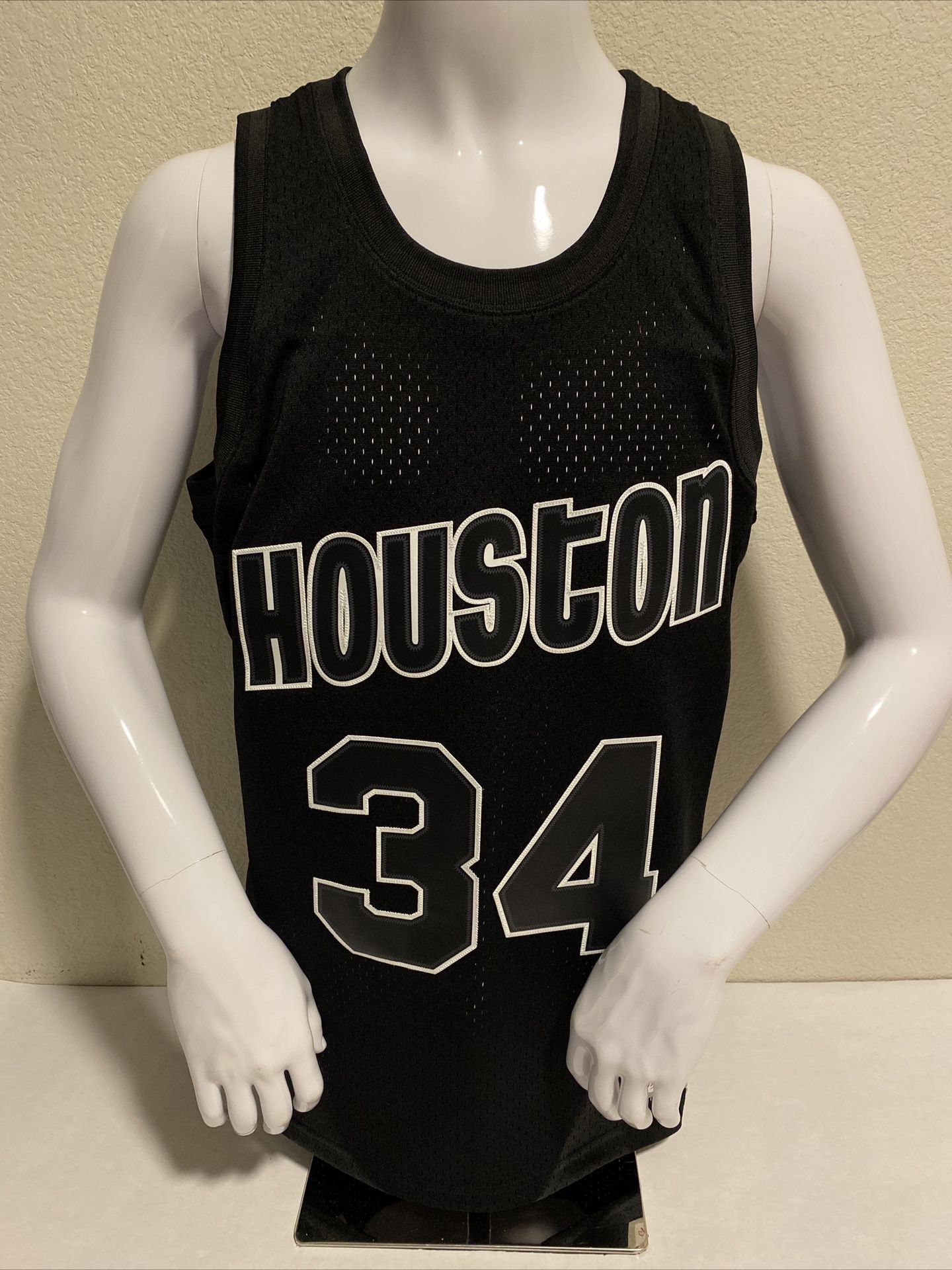 Houston Rockets Jersey Mitchell & Ness Hakeem Olajuwon Swingman Black  Medium for Sale in San Antonio, TX - OfferUp