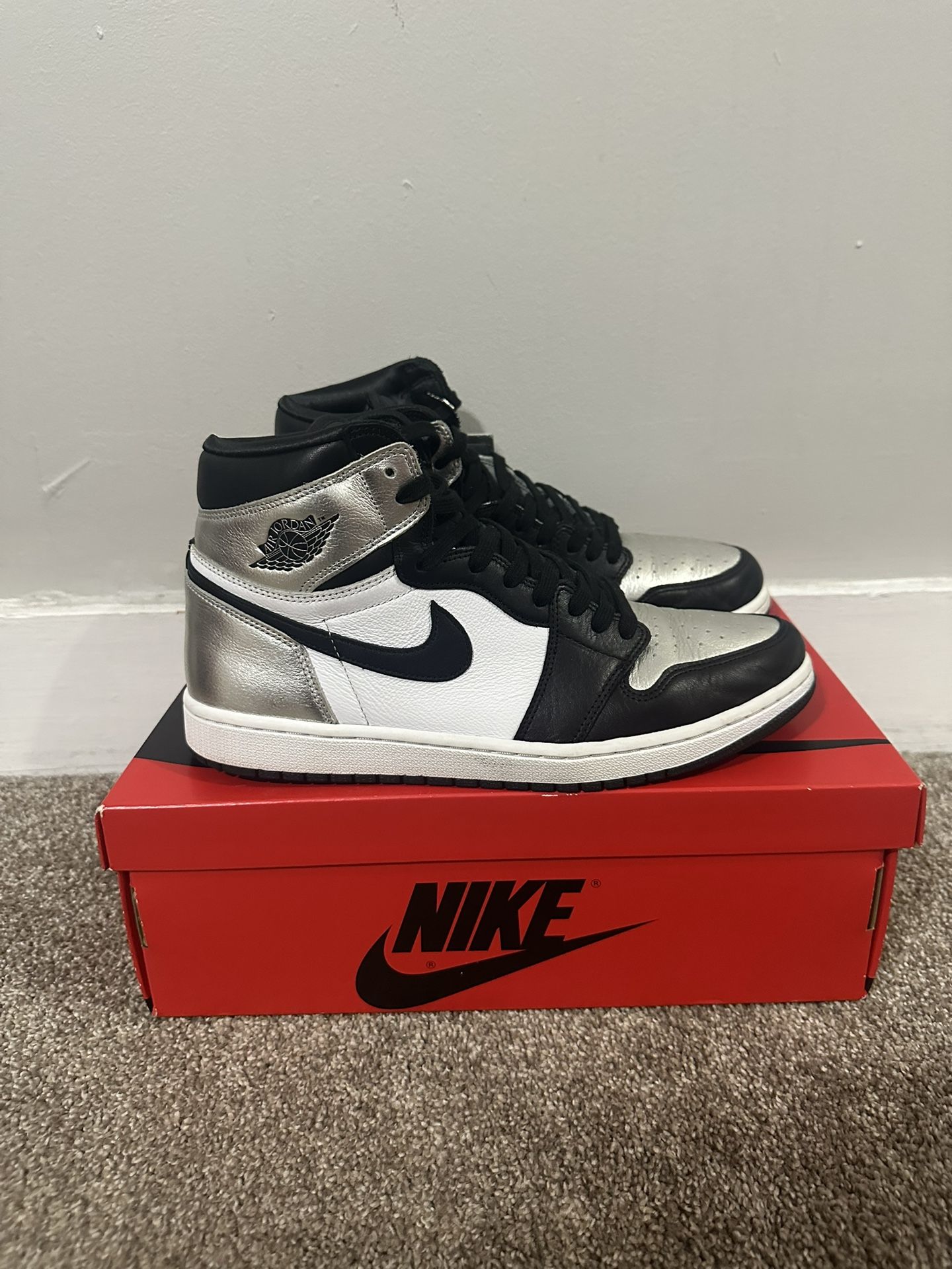 Jordan 1 Silver Toe - Size 10