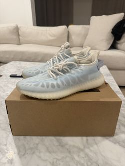 Yeezy 350 “Mono Ice” Size 12