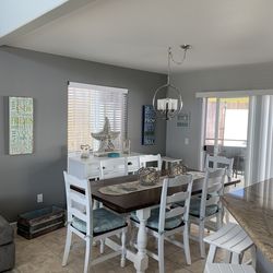 Dining Table with 6 Chairs and Hutch