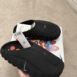 NIKE MIND 001 size 10