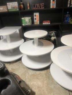 White display tables