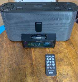 Sony Dream Machine FM/AM Clock Radio with iPod Dock