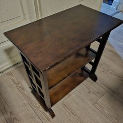 Side Table- Brown Color (IN BURIEN)