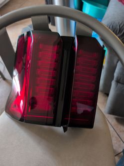 2021 2022 2023 Kia Sorento Halogen Tail Light Right Passenger Side OEM