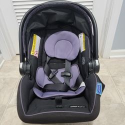 car seat. (MUST SELL TODAY)