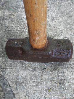 Sledge hammer