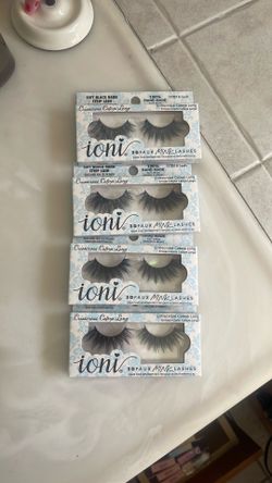 Ioni lashes