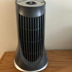 Honeywell  Mini Tower Air Purifier