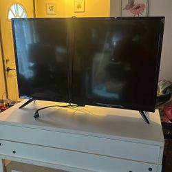 Pending Pick Up Free 32 Inch TV With remote 