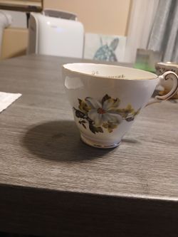 ​Vintage Crown Prince Fine Bone China Teacup - Vancouver B.C. Dogwood Pattern
