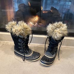 Sorel Boots “Joan Of Arctic” Women’s 7