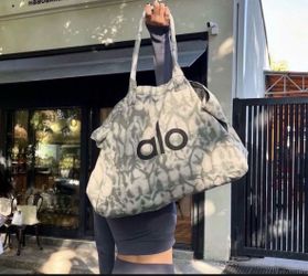 ALO YOGA TOTE