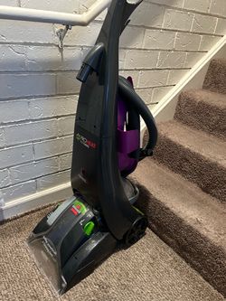 Bissell Proheat Pet Turbo Carpet Cleaner - LIKE NEW