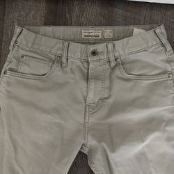 Patagonia Men’s Khaki Pants Size 31x32
