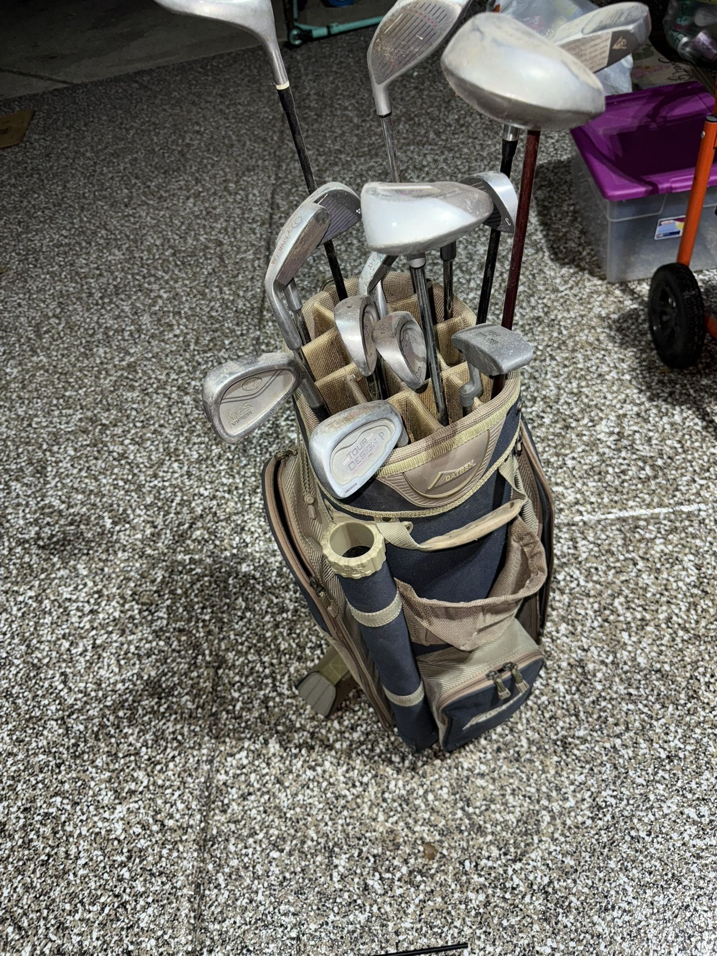 Full set of golf club 