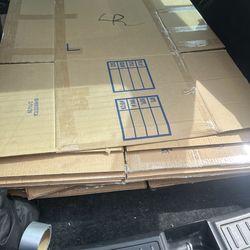 Free moving boxes