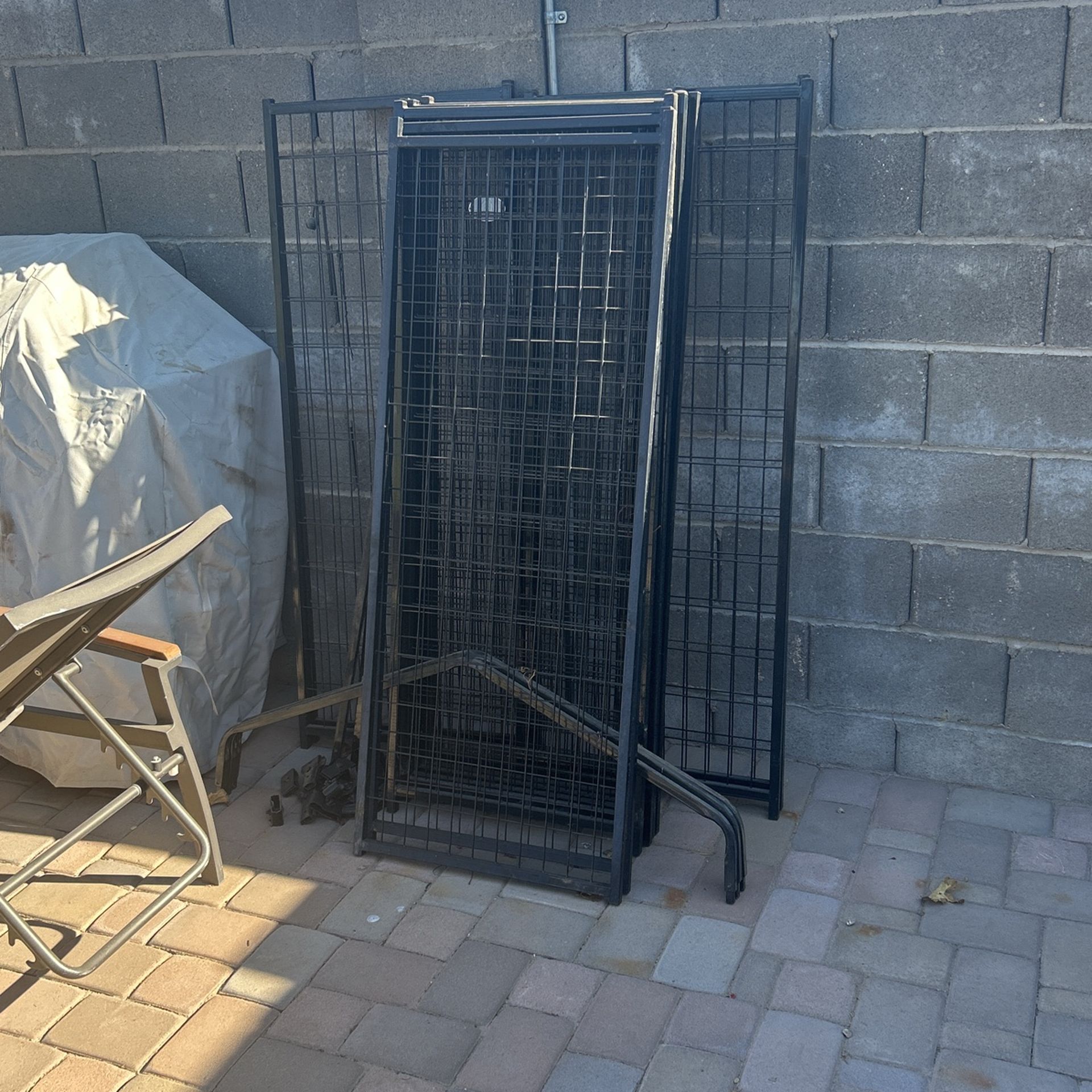 Kennel Master metal pet kennel 