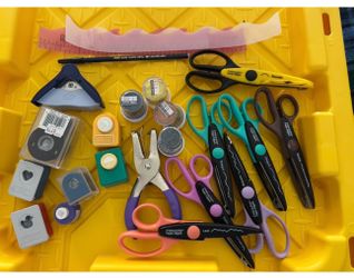 Craft Scissors/ Stamps/ Lot