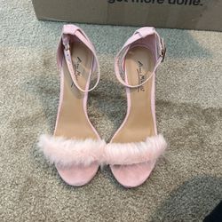 7.5 Size Pink High Heels