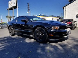 2012 Ford Mustang V6