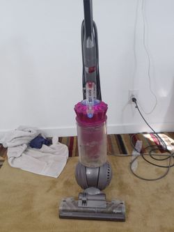Dyson vacuum DC41 animal excellent condition