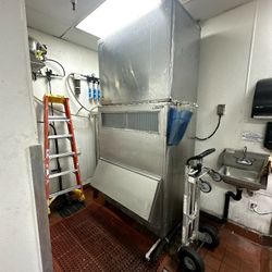 Hoshizaky 1400lbs Persay. Just 1 Pcs