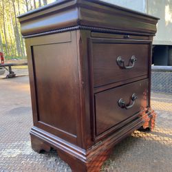 Nightstand For Sale Snellville 