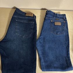 Men’s Jeans Size 36x32 (great condition) $15 Each
