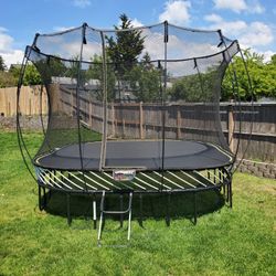 11×11 Springfree Trampoline 
