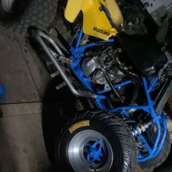 Suzuki 250  Parts 