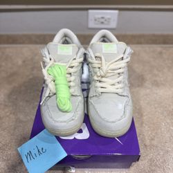 Mummy Sb’s Size 9.5 DS $500