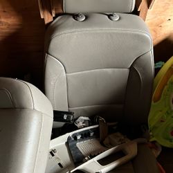 Chevy Silverado Seats 