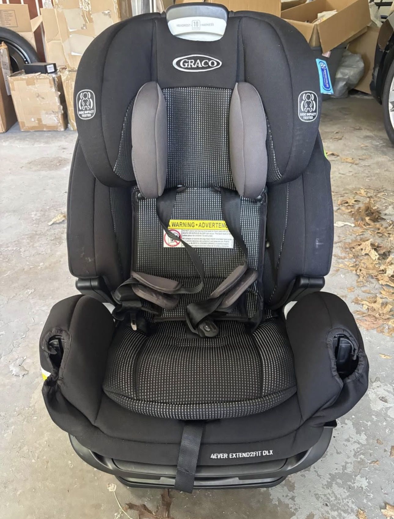Graco Extend2fit DLX 4-in-1 car seat