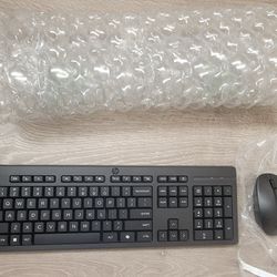 HP Black Wireless Keyboard & Mouse @ $ 2 0 $