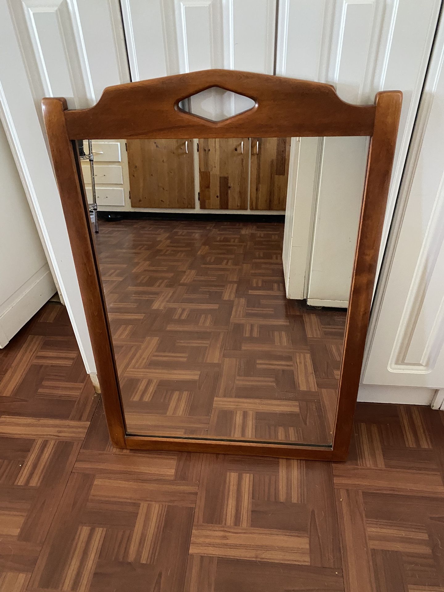 Cushman Colonial Creation Mirror