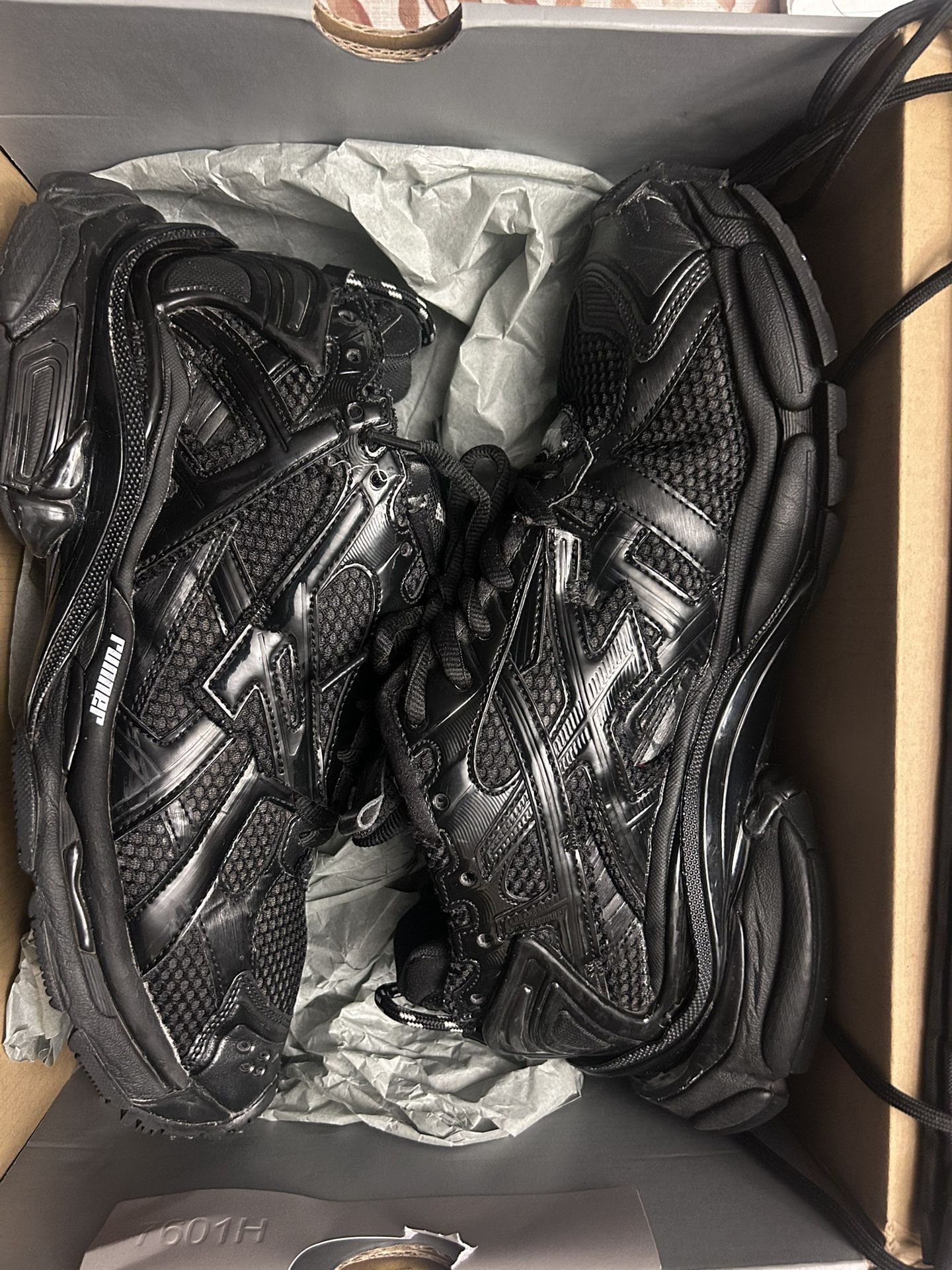 Balenciaga Runner Size 11 In Good Condition