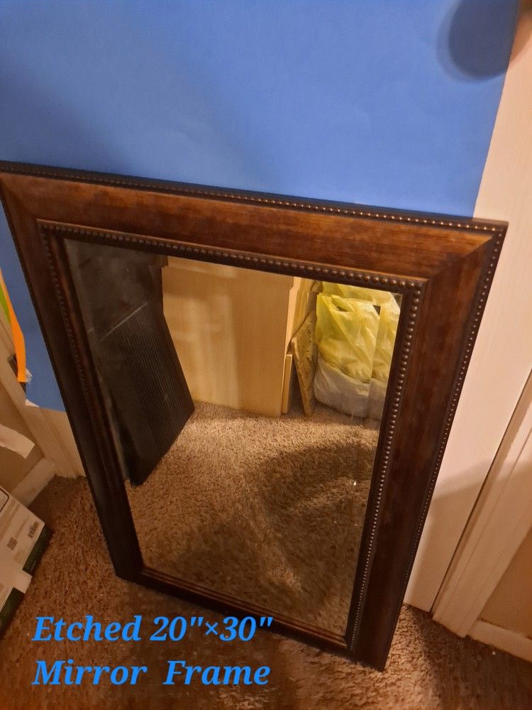 Beautiful Vintage Wall Hanging Mirror Frame Size 18"×32"-$60