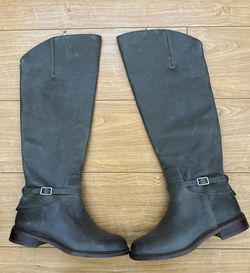 Women’s Gray Leather Boots size 5.5
